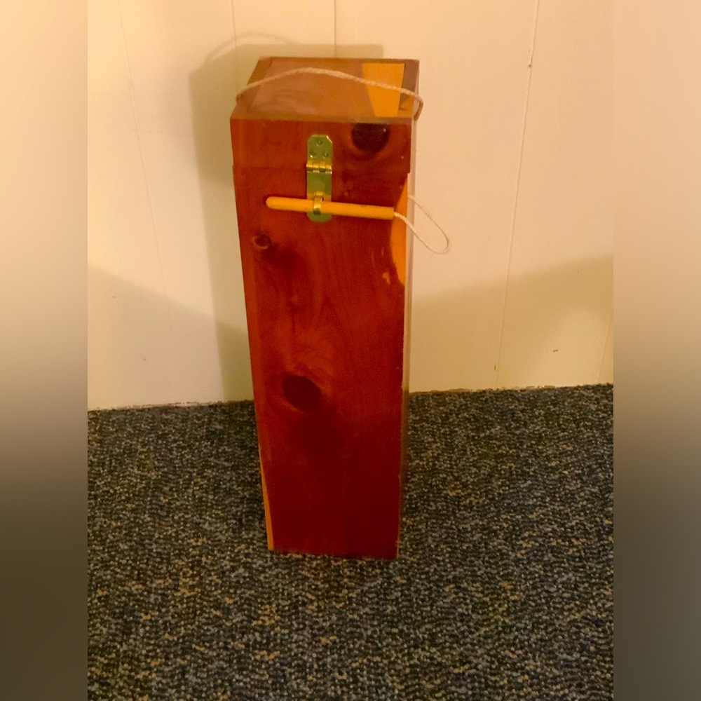 CEDAR STORAGE BOX BY GEE-AR-DEE ENTERPRISE